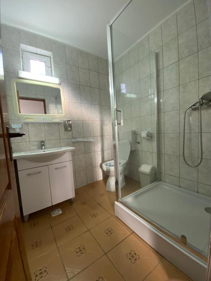Hotel Casa Ciobi Două Mai Zewnętrze zdjęcie